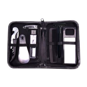 Maverick 7pc Travel Kit Green 12x3x17cm